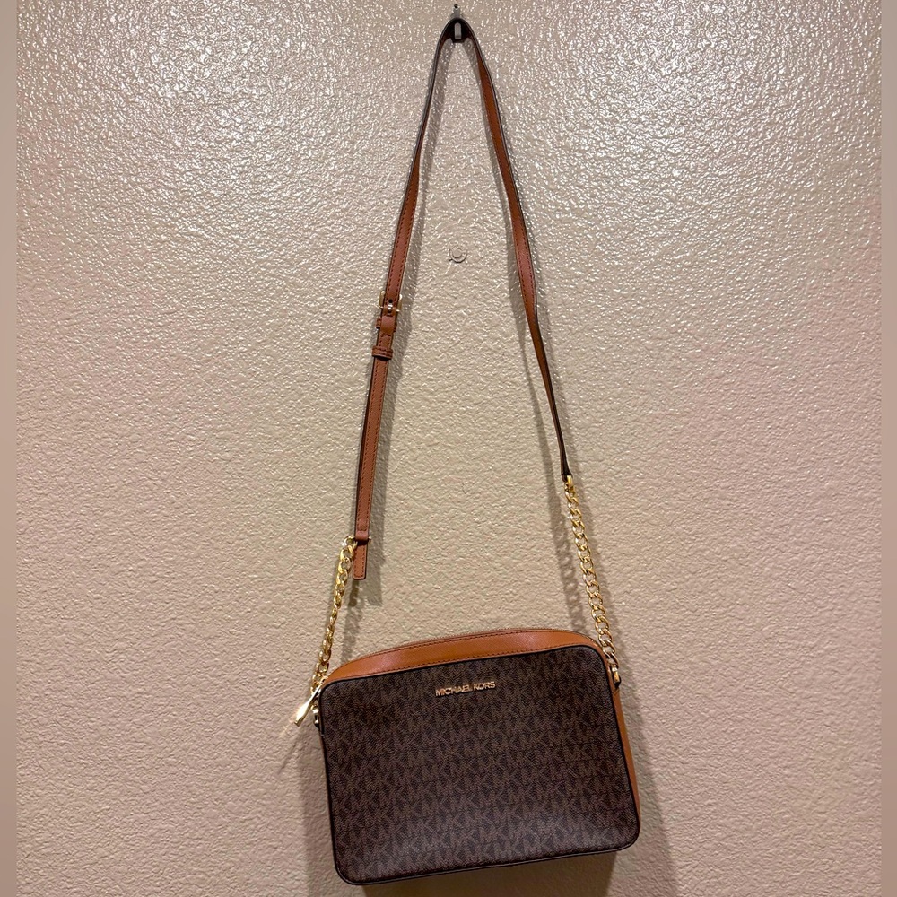 Michael Kors Crossbody - Worn Twice